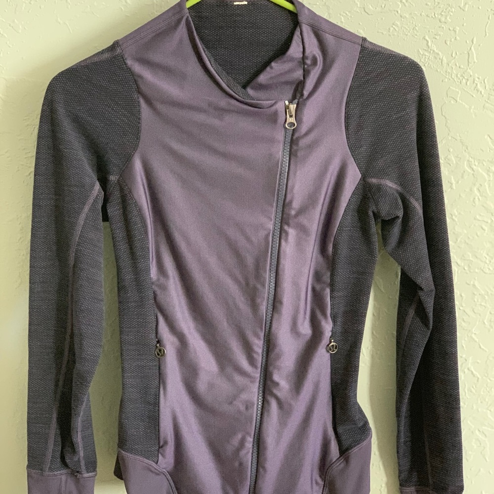 Lululemon purple jacket